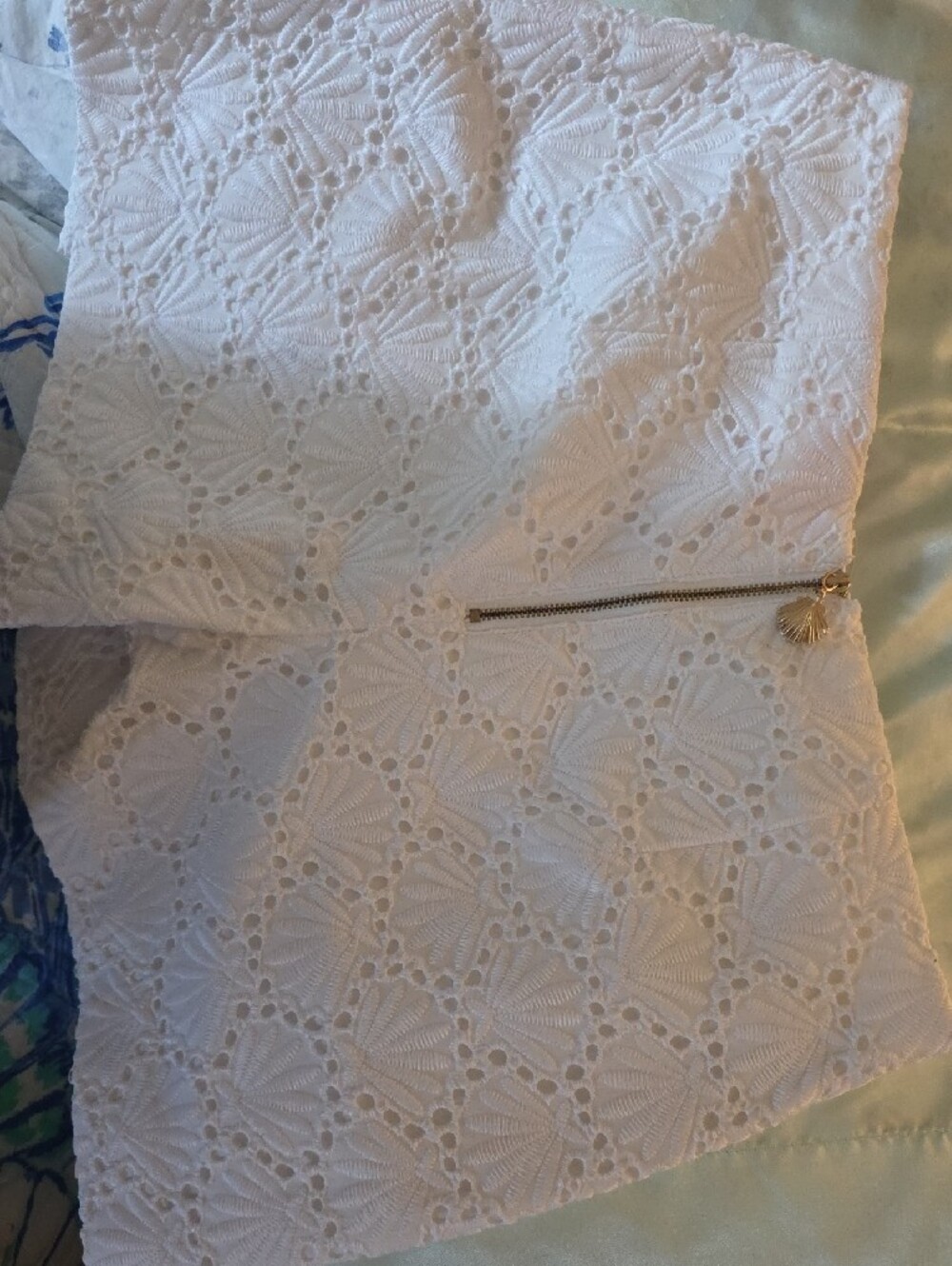 Lilly Pulitzer NWT  White Seashell Eyelet Skort-Size 4 - Picture 2 of 3